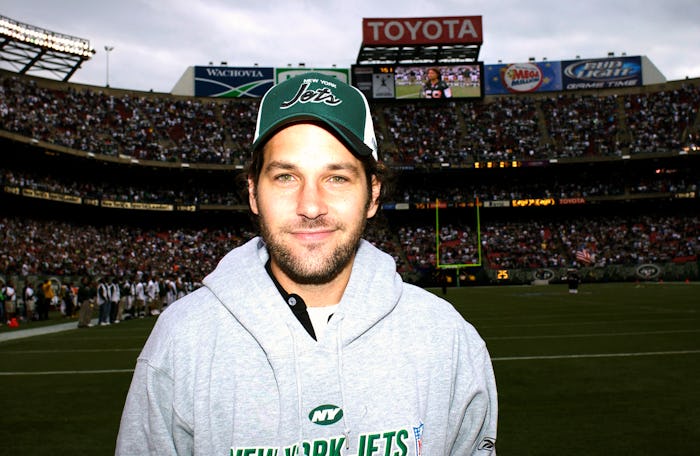 Wonderful human Paul Rudd handed out cookies to voters waiting in line in Brooklyn.