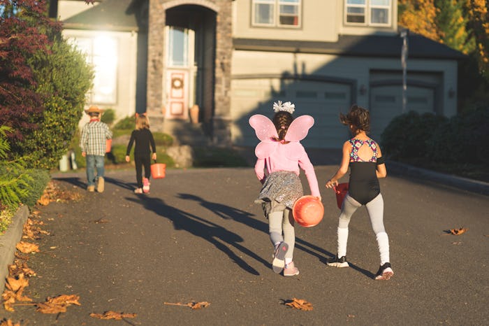 With these expert tips, there are ways to make trick-or-treating safe for your neighborhood.