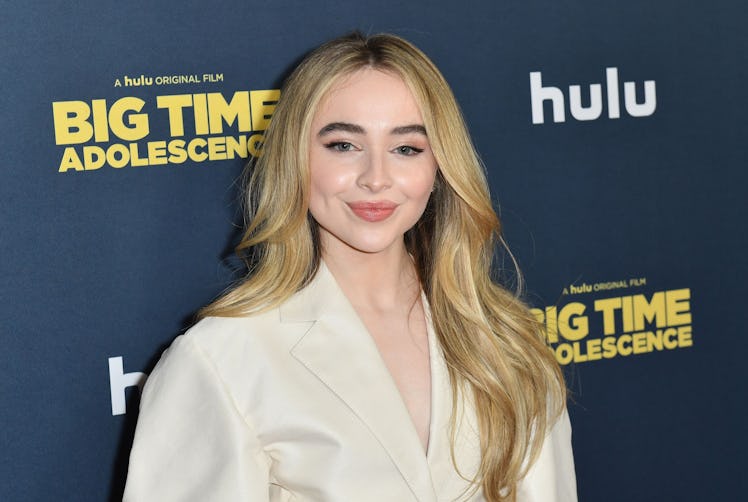 Sabrina Carpenter's 'Alice In Wonderland'