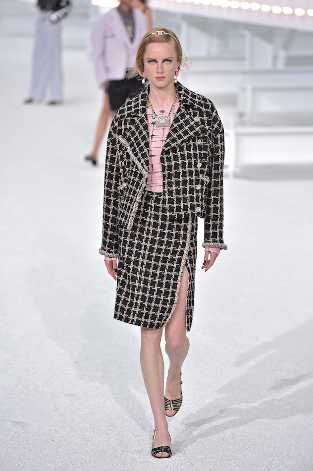 Chanel Debuted Tiny Flap Bags On The Spring 2021 Runway