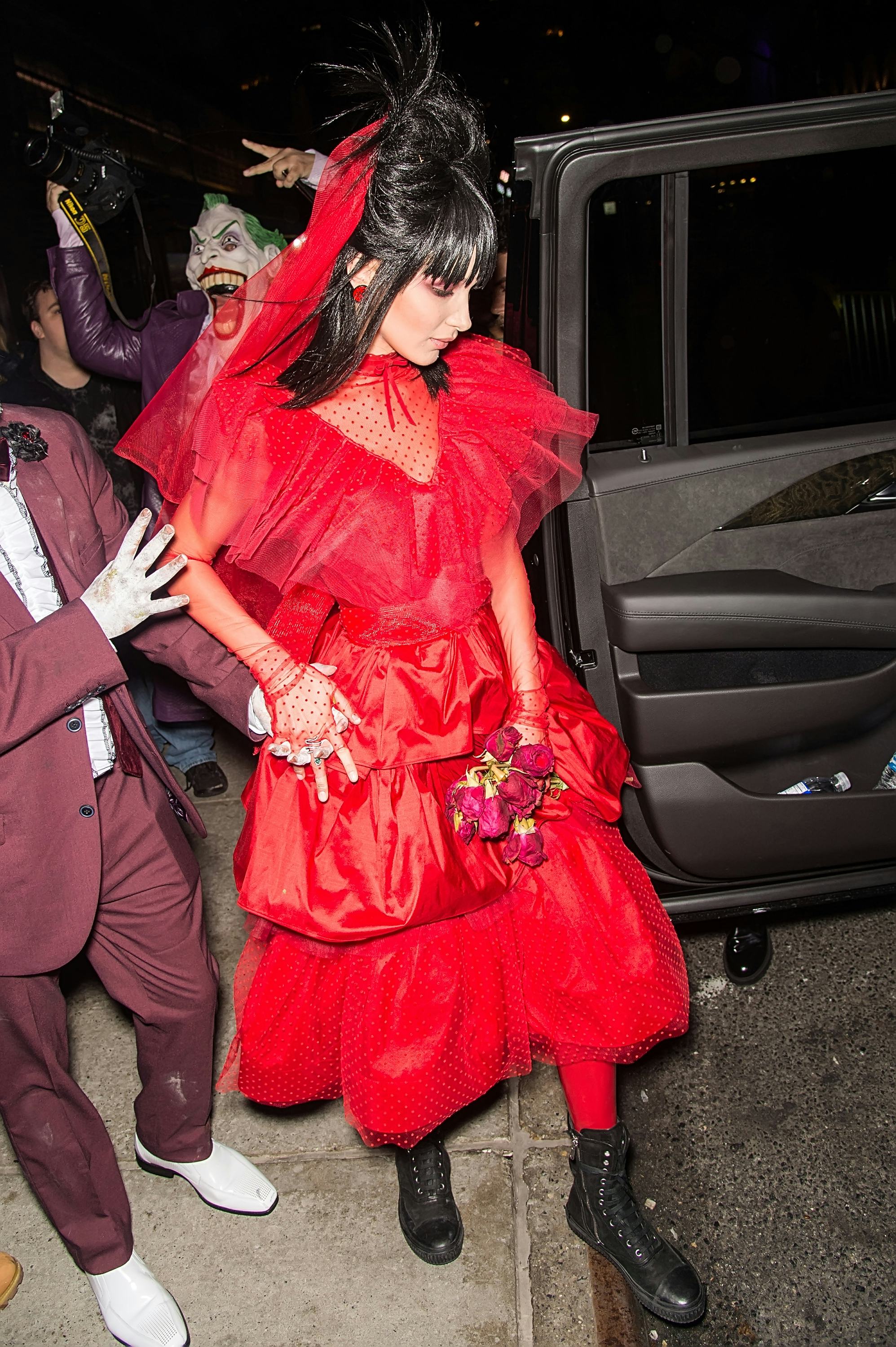 The 17 Best Celebrity Halloween Costumes To Inspire Your Next Night Of  Dress Up