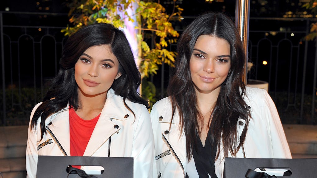 This Video Of Kendall Kylie Jenner Fighting Over Kourtney S Dress Is Like Old Times This Video Of Kendall Kylie Jenner Fighting Over Kourtney S Dress Is Like Old Times