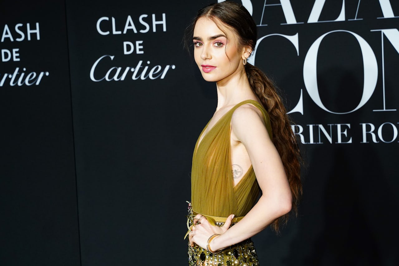 673 Lily Collins Chanel Photos & High Res Pictures - Getty Images