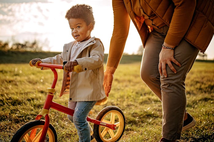 Know what your child's height and weight are in order to know what size bike to get for your kid.