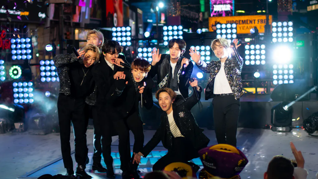 Big Hit S New Year S Eve Live Concert Lineup Ends With A Bang Aka Bts