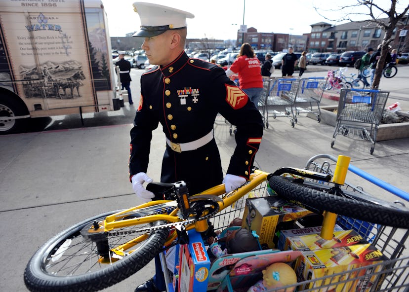 toys for tots toy drive