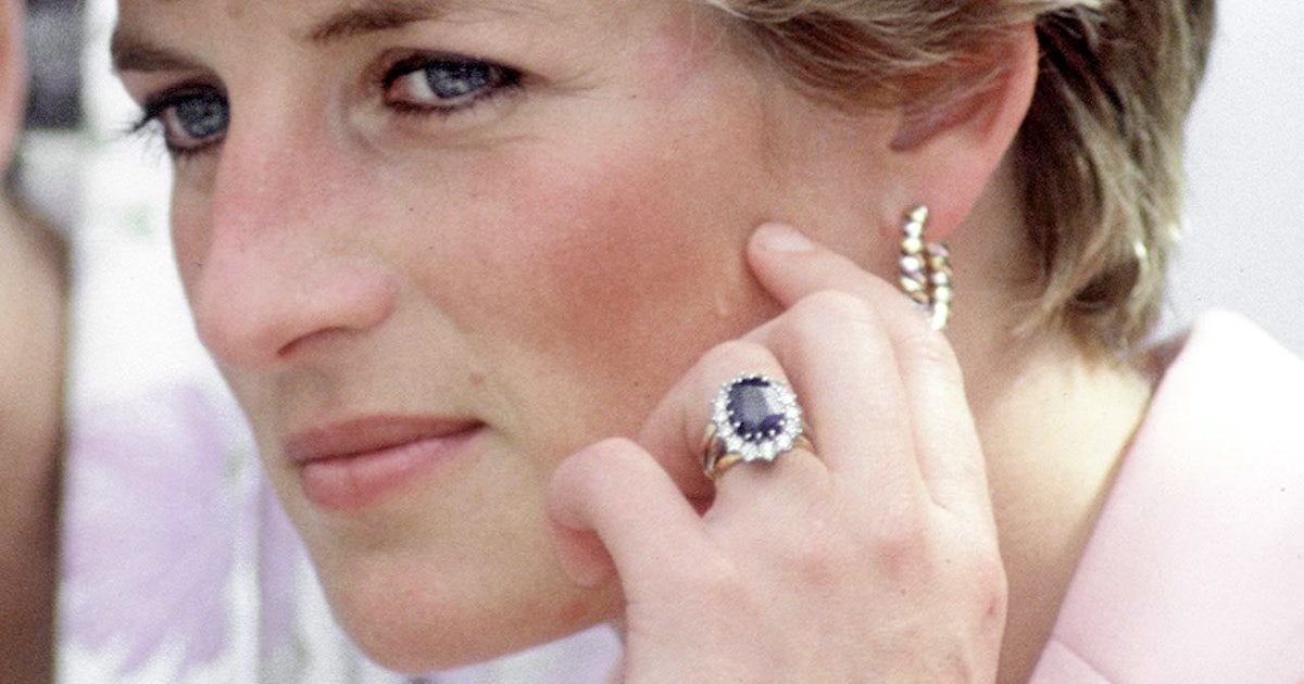 Princess Diana’s Engagement Ring Story And ‘The Crown’ Season 4