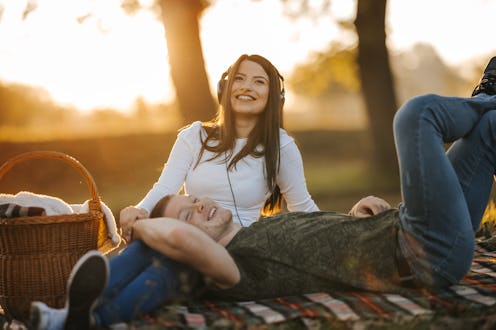 couple, date, picnic