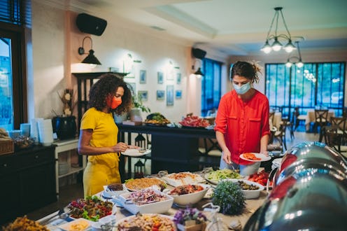 What being COVID safe during Thanksgiving actually looks like.