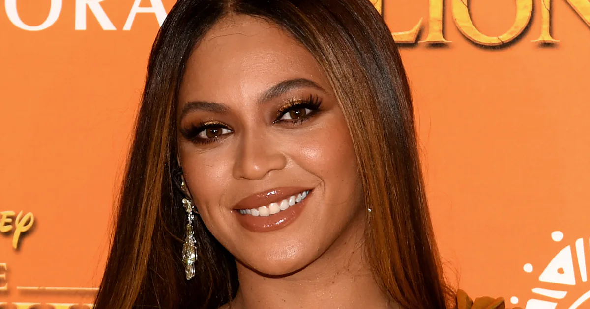Beyoncé Reveals She's A Beekeeper & Harvests Honey In New Interview ...
