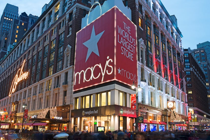 Macy's storefront in NY city centre