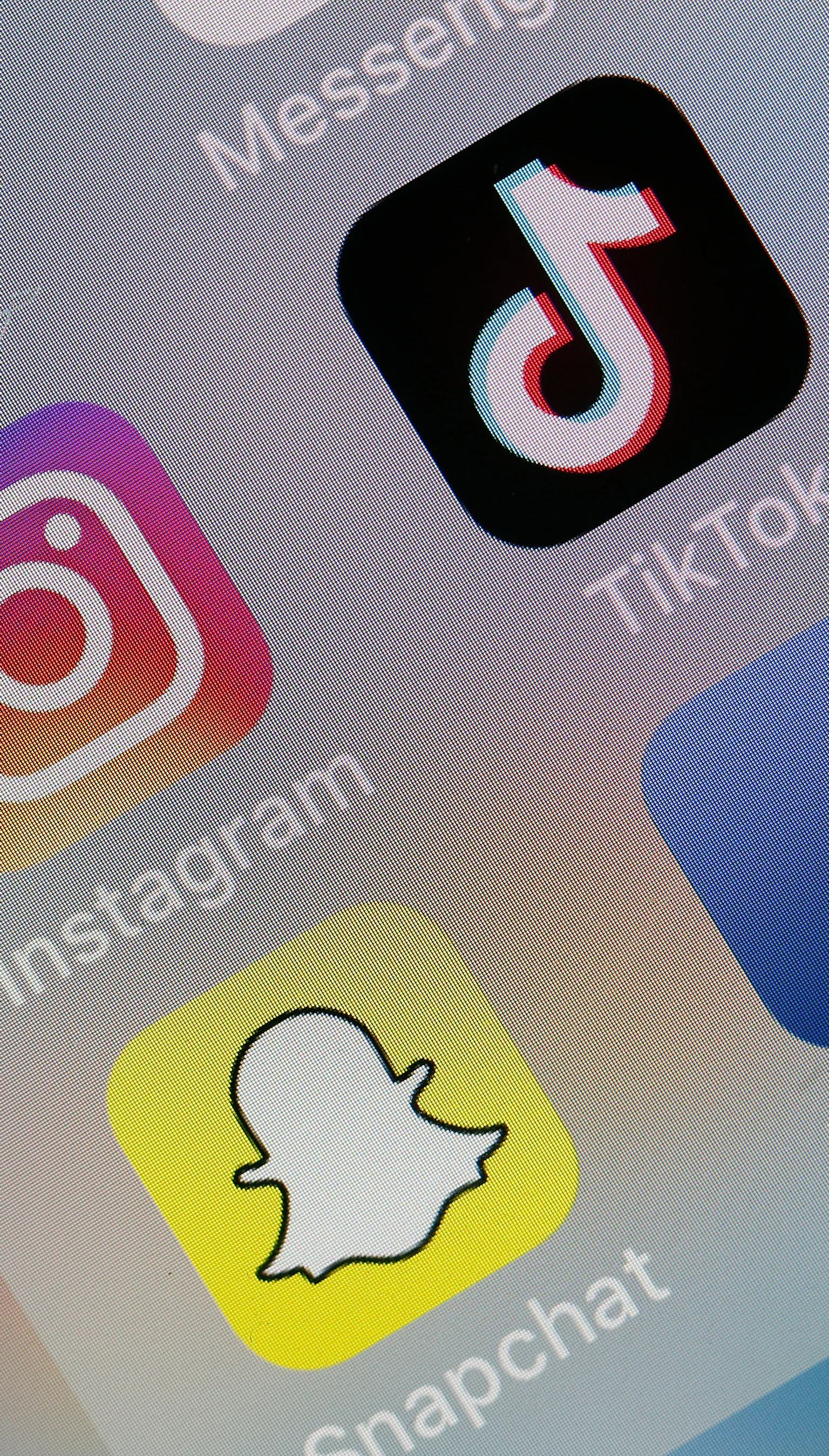 TikTok Reels Snapchat Spotlight Compared