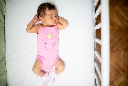 Experts explain why it is safe for a baby to sleep with a stuffy nose.