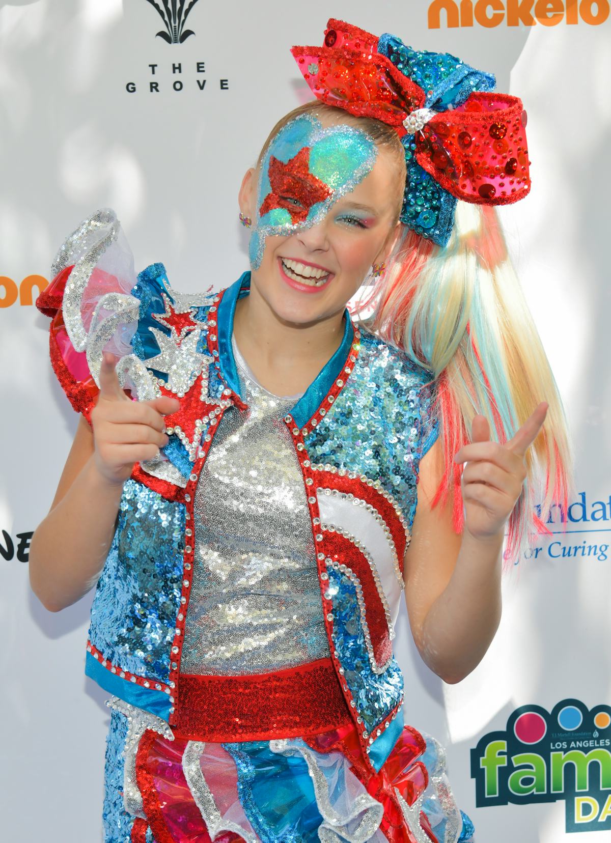 Jojo Siwa attends Nickelodeon family day.