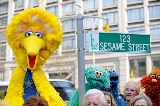 Big Bird and his friends are set to help answer kids' holiday questions.