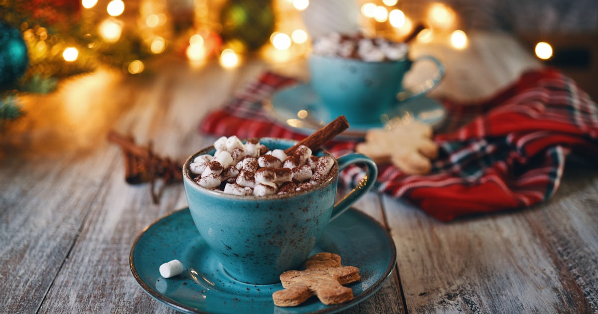 These Incredibly hot Chocolate Bomb Recipes On TikTok Are Just So Sweet These Incredibly hot Chocolate Bomb Recipes On TikTok Are Just So Sweet