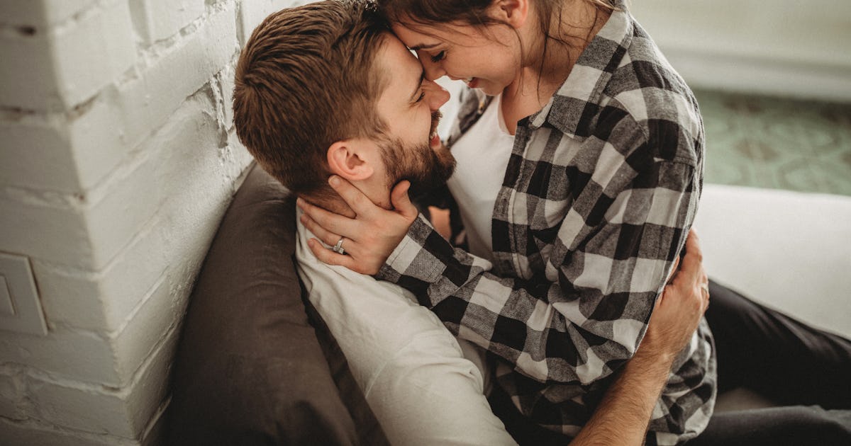 9 Tips For Girl On Top, So You Can Feel More Confident