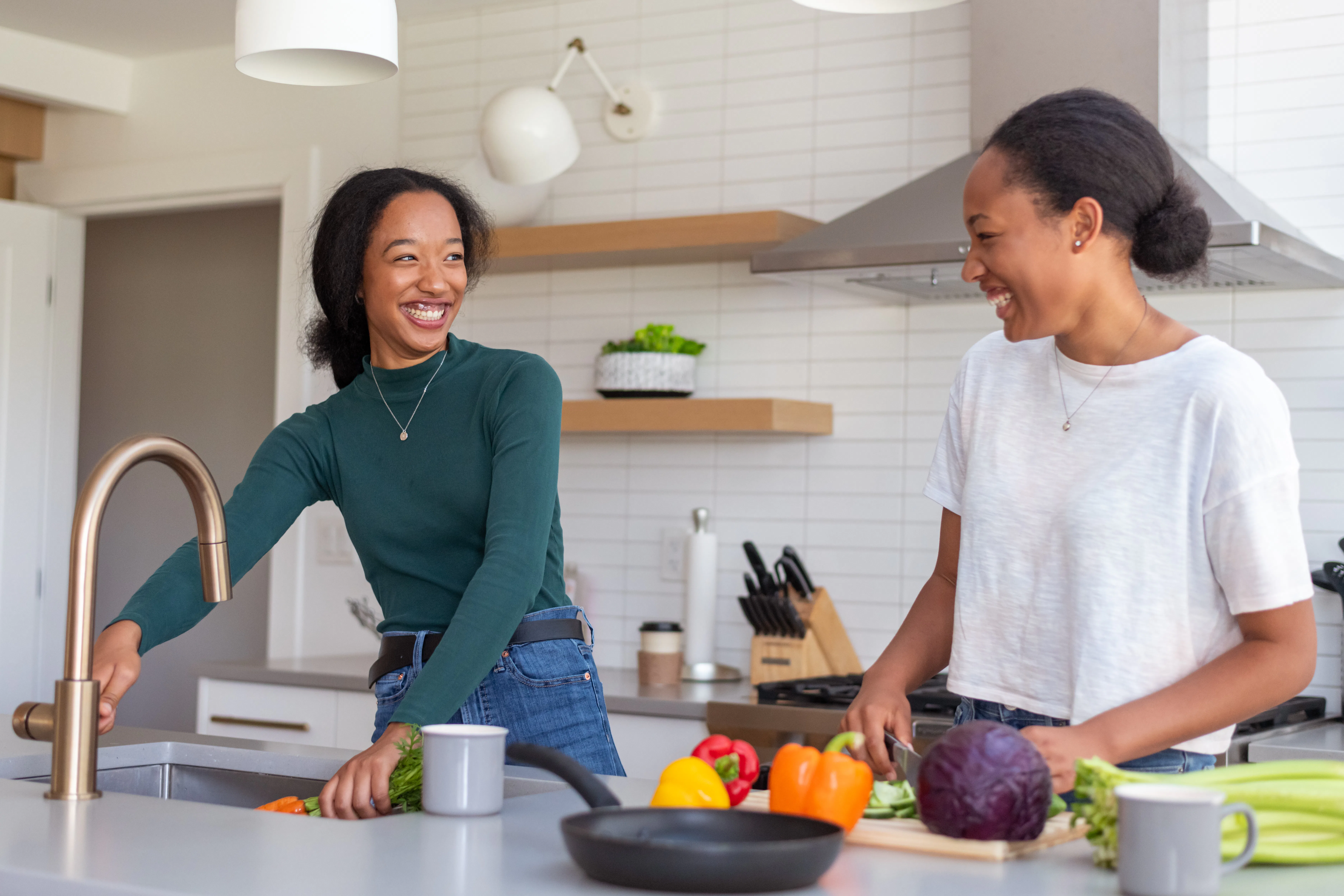 How To Celebrate National Best Friends Day 2016 With Your BFF