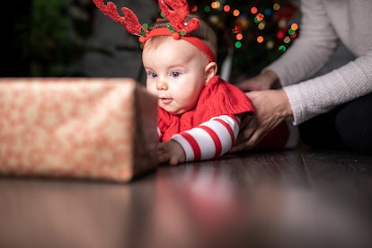 baby opening present