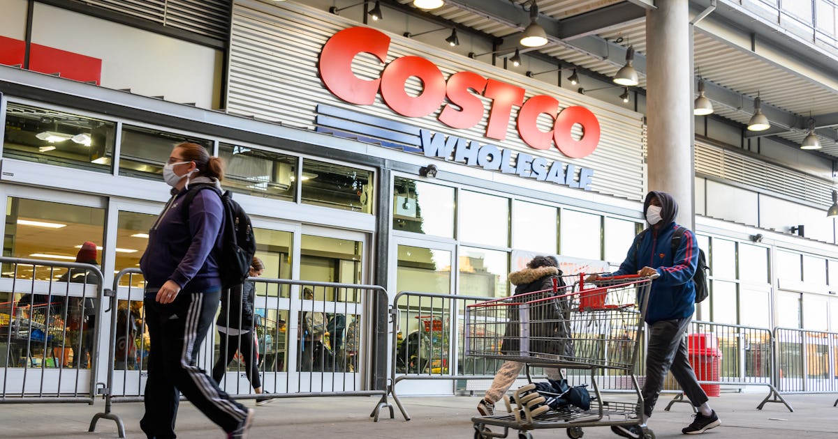 Costco's New Year's Eve & New Year's Day 2025/2025 Store Hours
