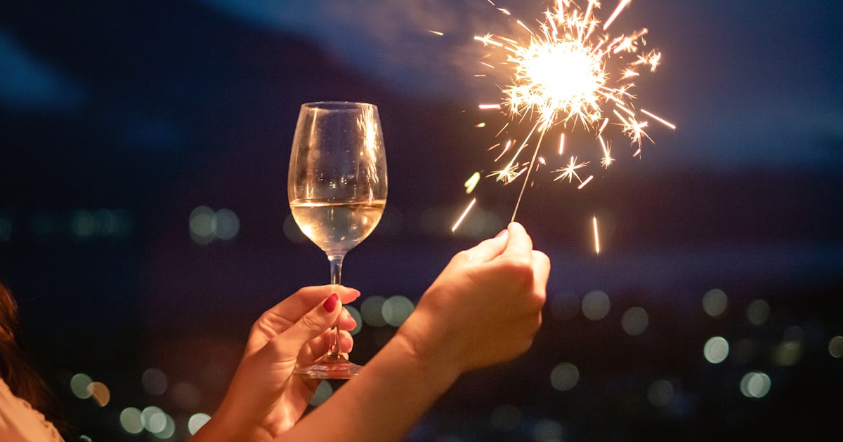 Gnomes happy years cards christmas wishes greetings greeting postcards postcard january newyear duchy stollen grand winter fairy graphics ano visit 13 New Year's Eve Zoom Backgrounds