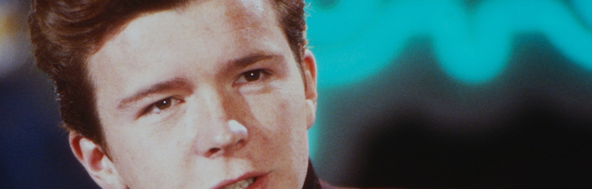 Reddit's top post of 2020 was a Rick Astley photo, posted by Rick