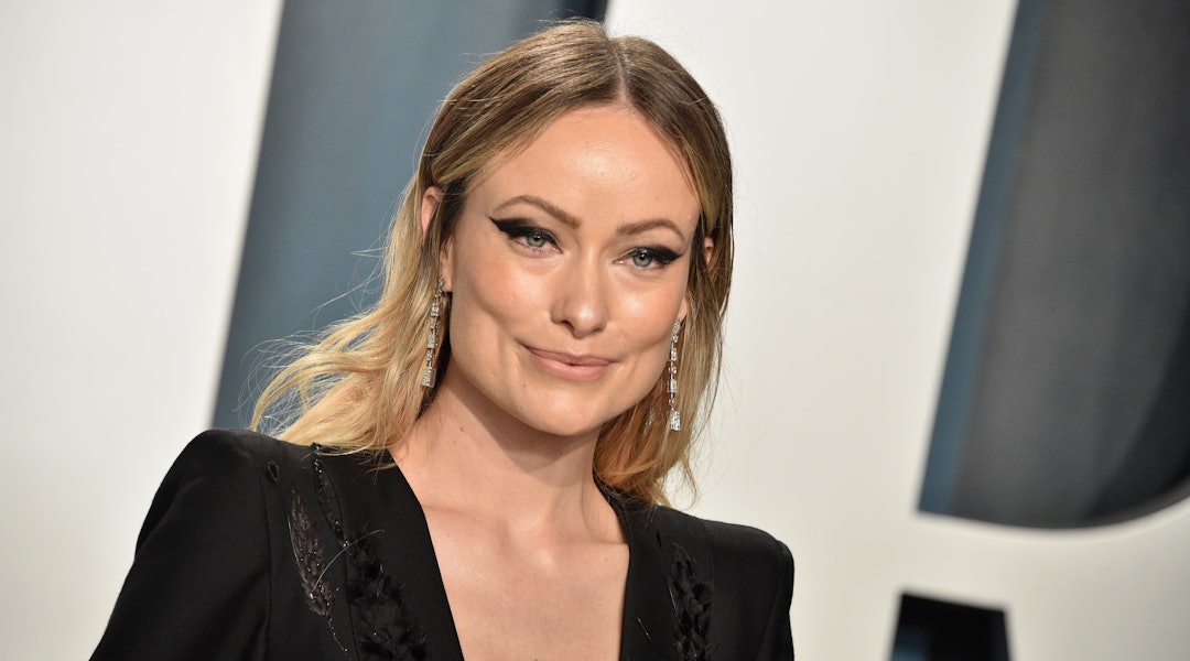 Olivia Wilde S 2020 Oscars After Party Dress Was A Different Version Of Zoey Deutch S Golden Globes Look