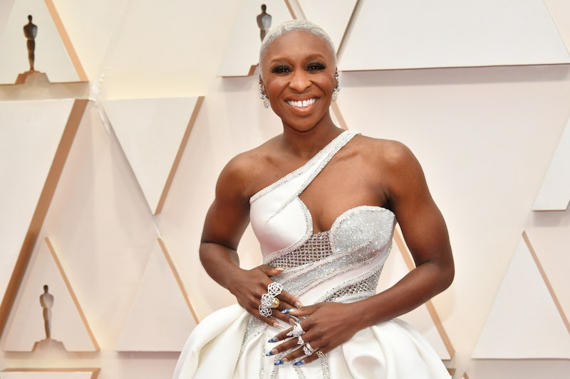 Off-the-shoulder and one-shouldered dresses were a big 2020 Oscars trend