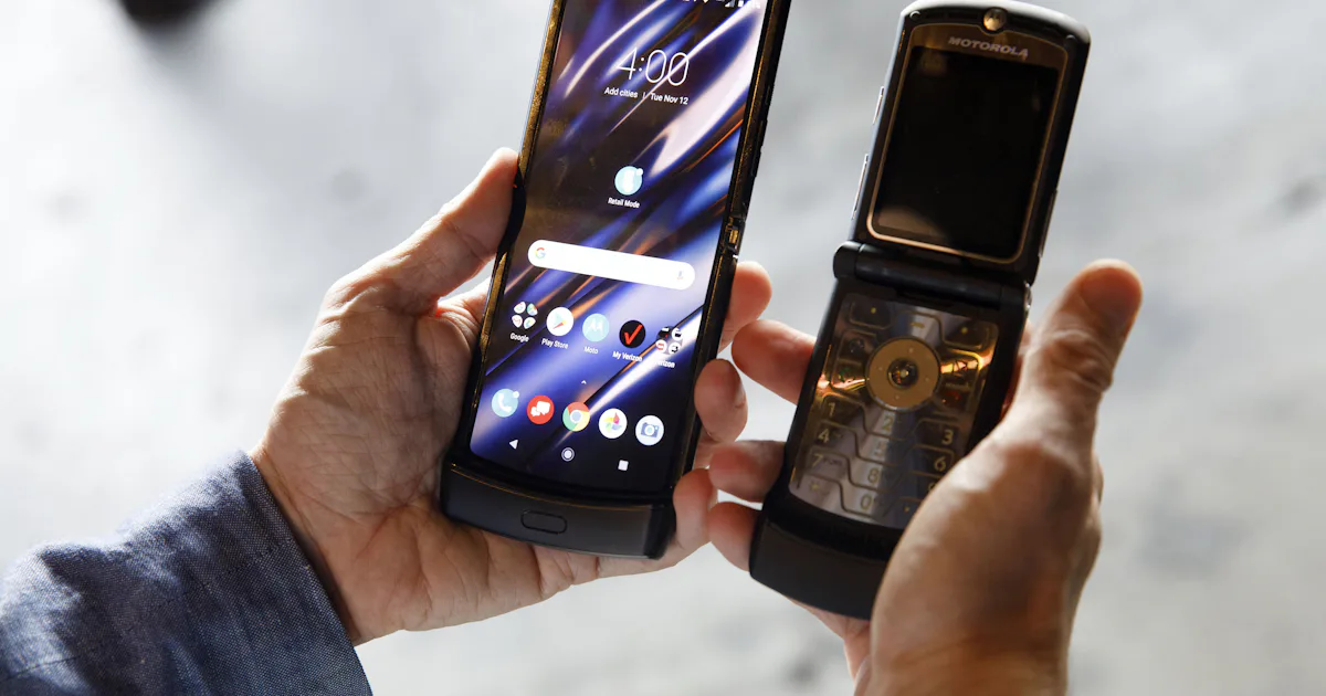 Motorola's Razr ties for the worst ever repairability rating from iFixit