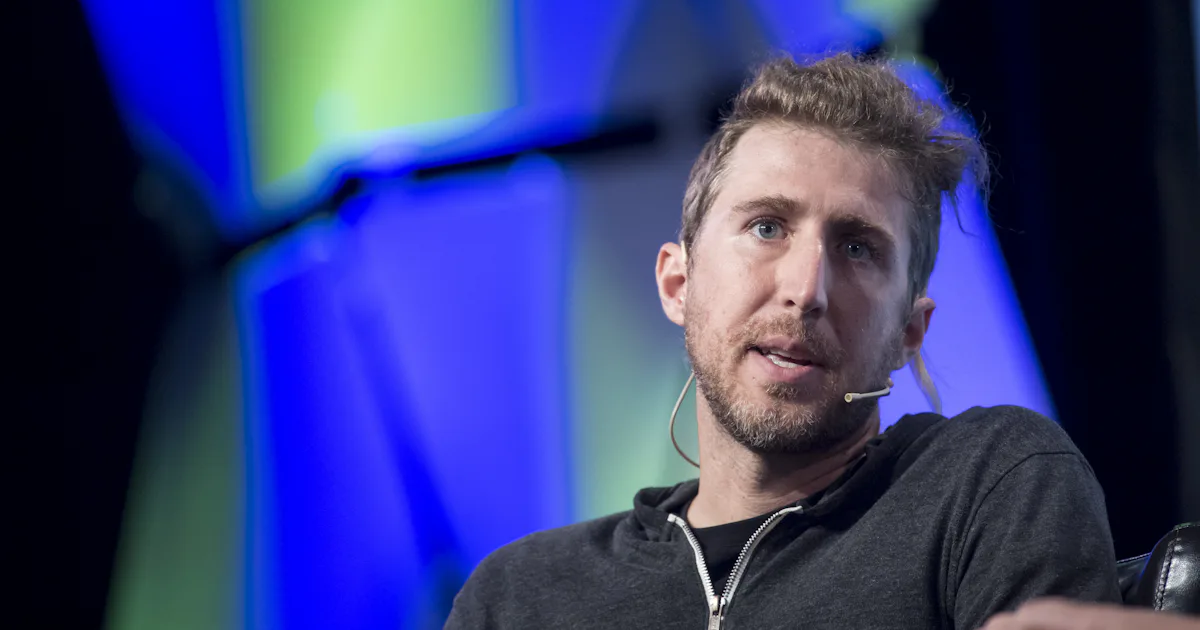 Encrypted chat stickers and WhatsApp magic: Signal sets its sights on a ...
