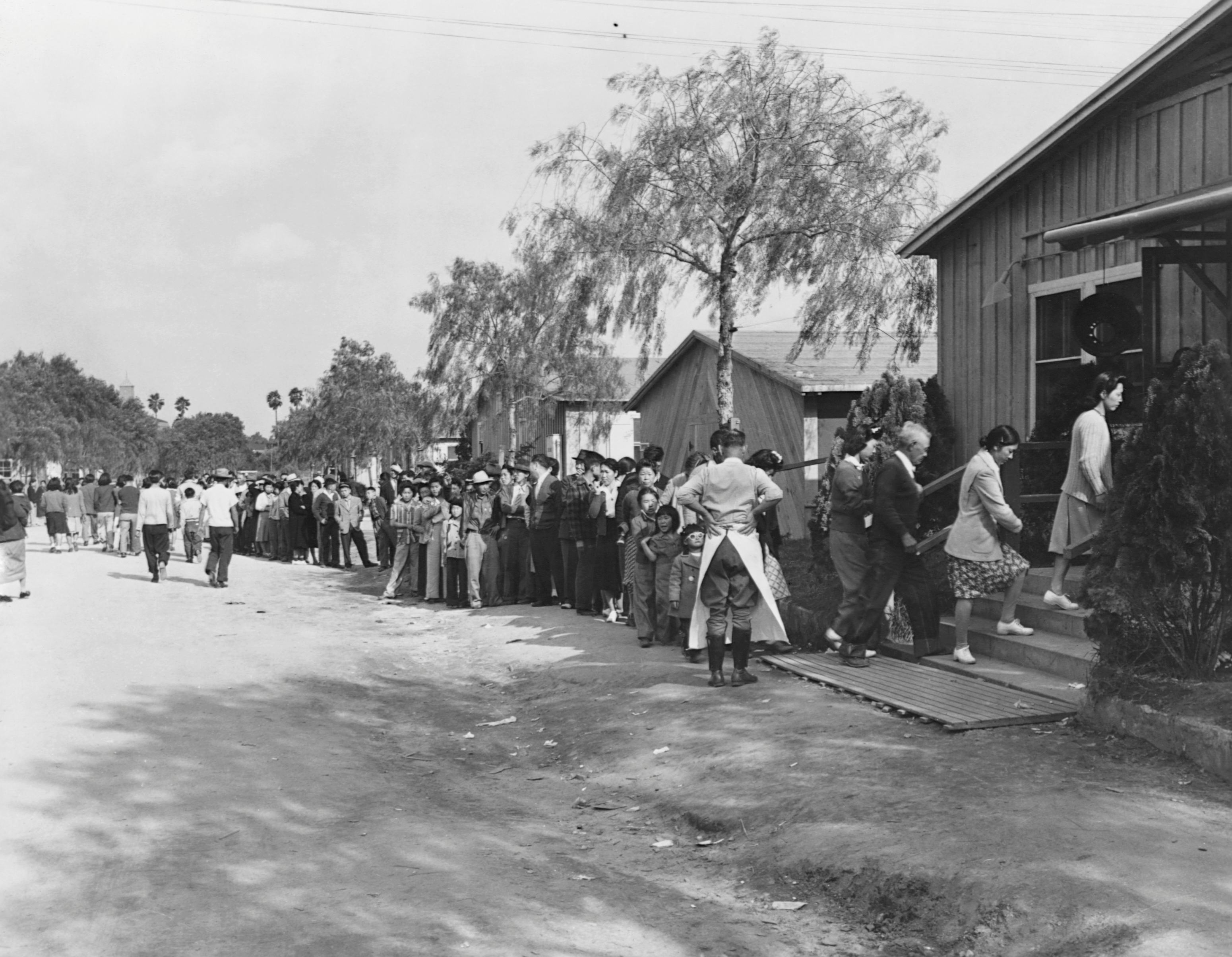 California Will Finally Apologize For The Racist Internment Of Japanese ...