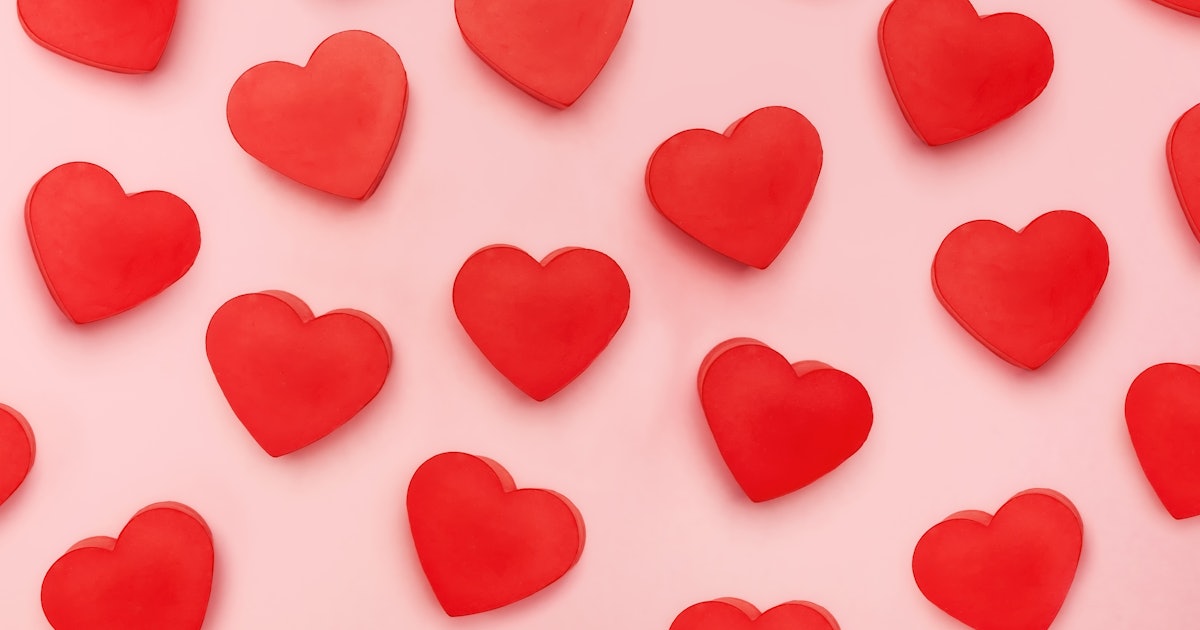 8 Sweet Ways We All Celebrated Valentine's Day In The '90s