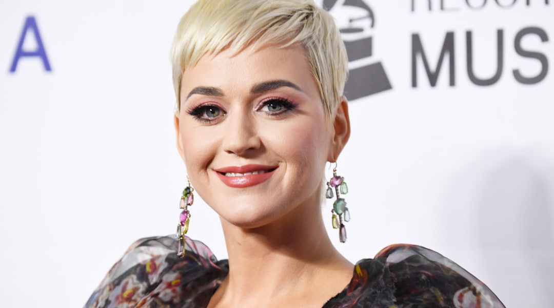 Katy Perry S New Long Blonde Hair Is A Major Departure From Her