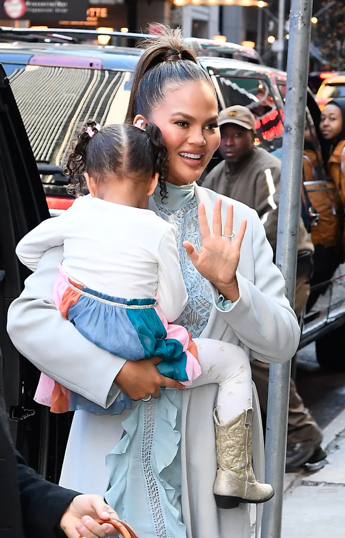 Chrissy Teigen's daughter Luna is not a fan of photos.