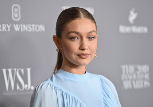 Gigi Hadid's white eyeliner at the Harper's Bazaar Exhibition was so avant-garde