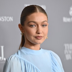 Gigi Hadid's white eyeliner at the Harper's Bazaar Exhibition was so avant-garde