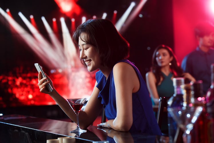 The romantic drunk text you send to your partner depends on your zodiac sign