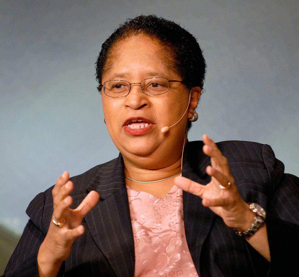 10 Female Scientists Whose Names You Absolutely Should Know 10-female-scientists-whose-names-you-absolutely-should-know