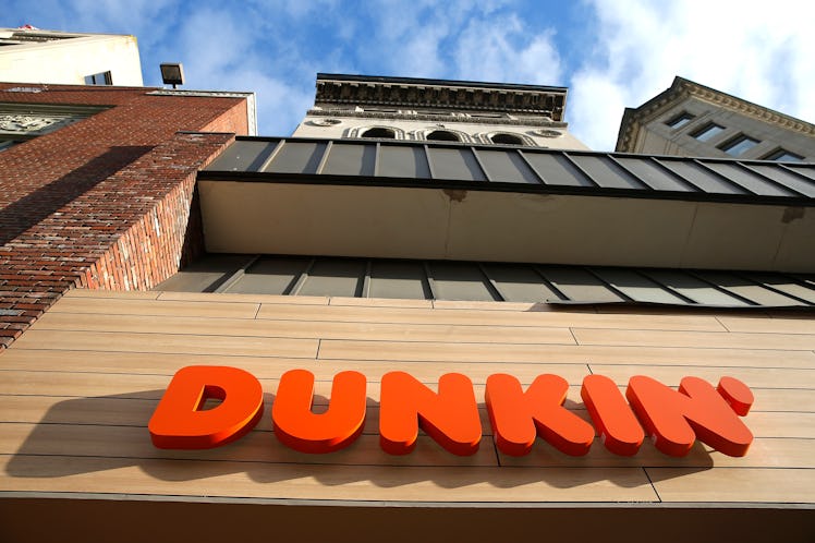 Dunkin's Green Tea contains 70 mg of caffeine.
