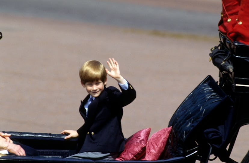 Prince Harry waves again to the crowd