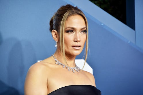 Jennifer Lopez just debuted the most '90s-inspired space buns since Zenon