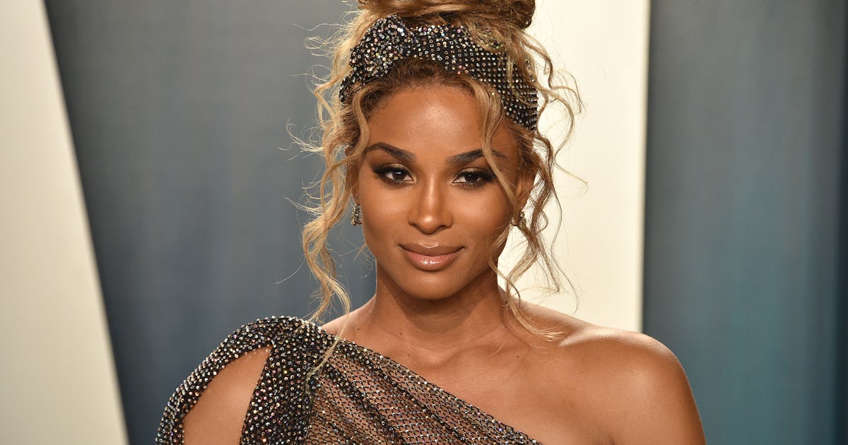 10 Bun Hairstyle Ideas Inspired By Celebs That Aren T Your Average Topknot 10 Bun Hairstyle Ideas Inspired By Celebs That Aren T Your Average Topknot