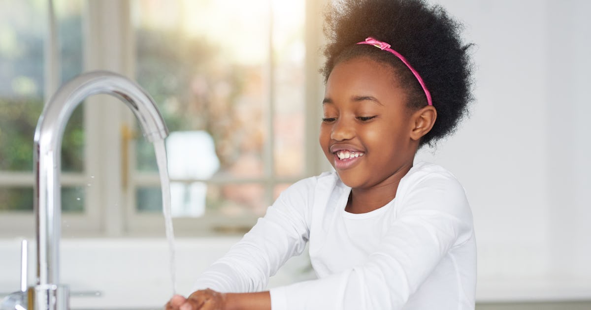 10 Hand Washing Songs For Kids To Actually Get Their Little Paws Clean 10 Hand Washing Songs For Kids To Actually Get Their Little Paws Clean