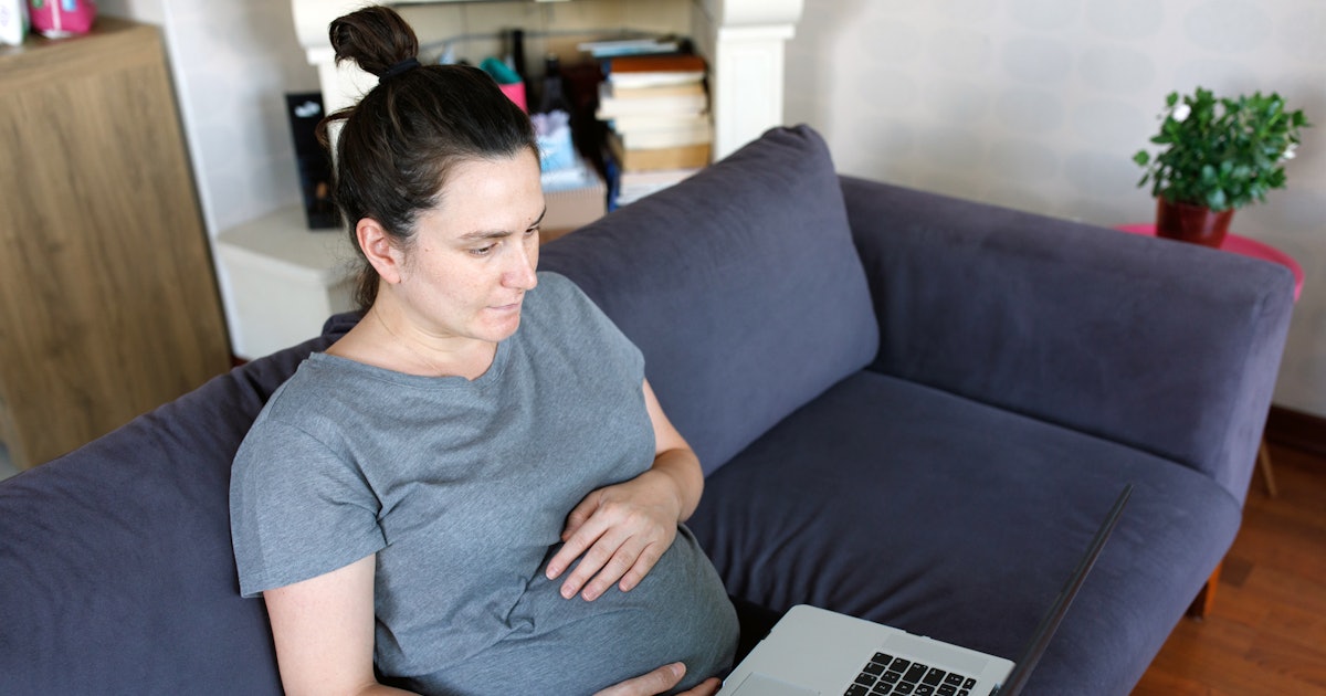 12 Online Childbirth Classes To Help You Prepare For The Big Day