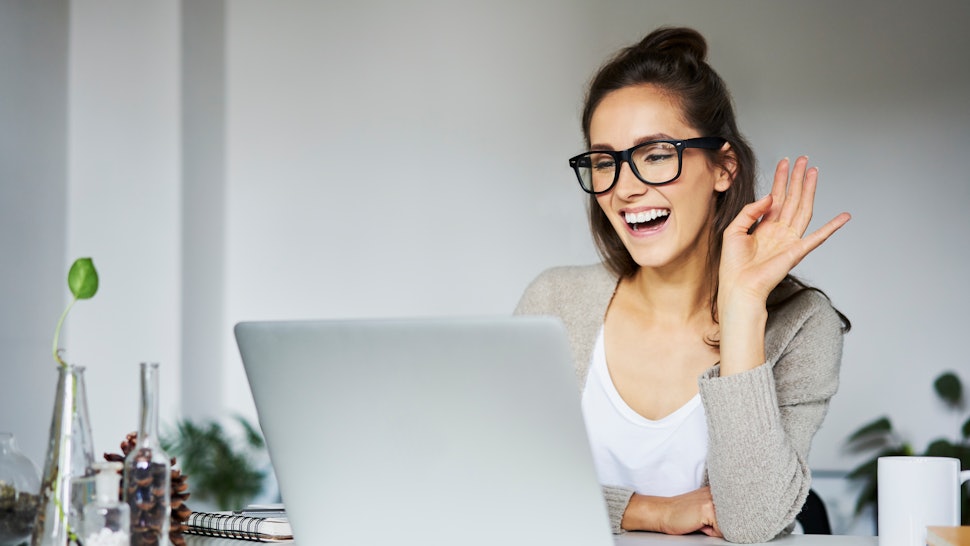 8 Zoom Hacks To Try During Your Next Work Meeting Or Virtual Happy