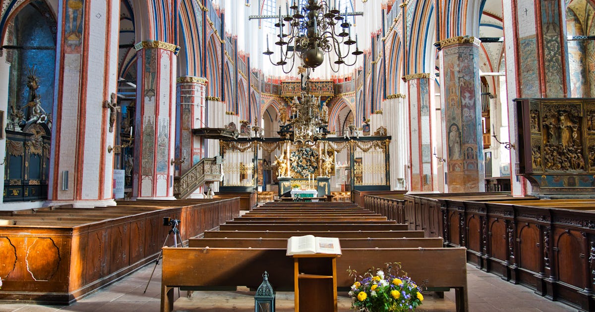 Spiritual Leaders Are Handling The Coronavirus Crisis By Leaning Into ...