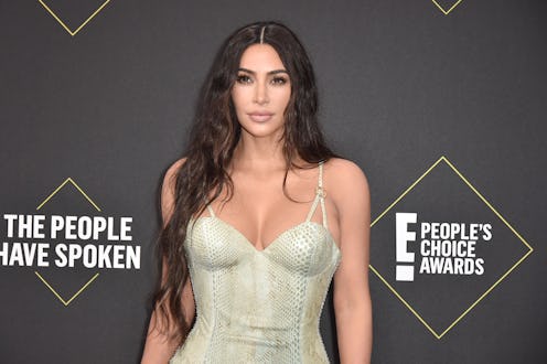 Kim Kardashian’s everyday, all natural makeup routine is full of contouring and highlighter