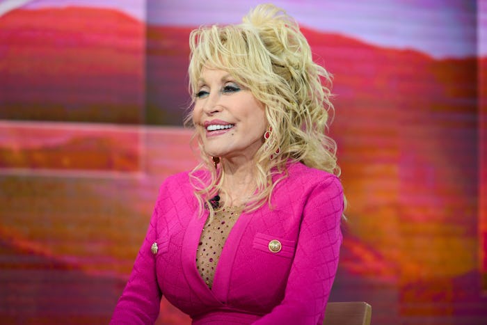 Dolly Parton has started reading children bed time stories on YouTube.