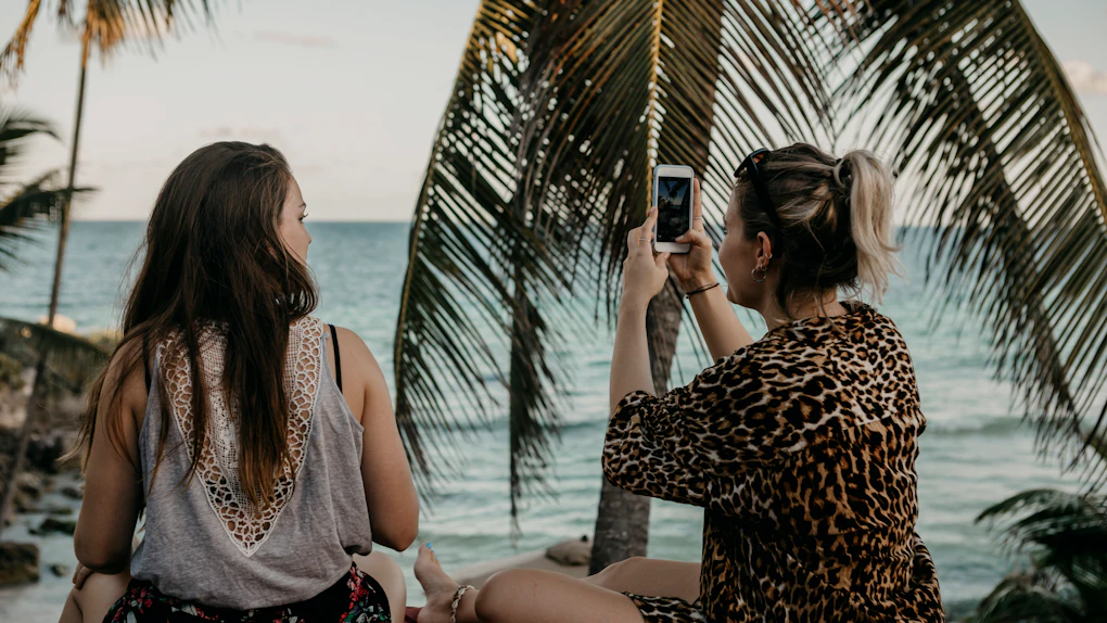 What To Pack In A Carry-On For Spring Break In Mexico & Extra Sunbeams