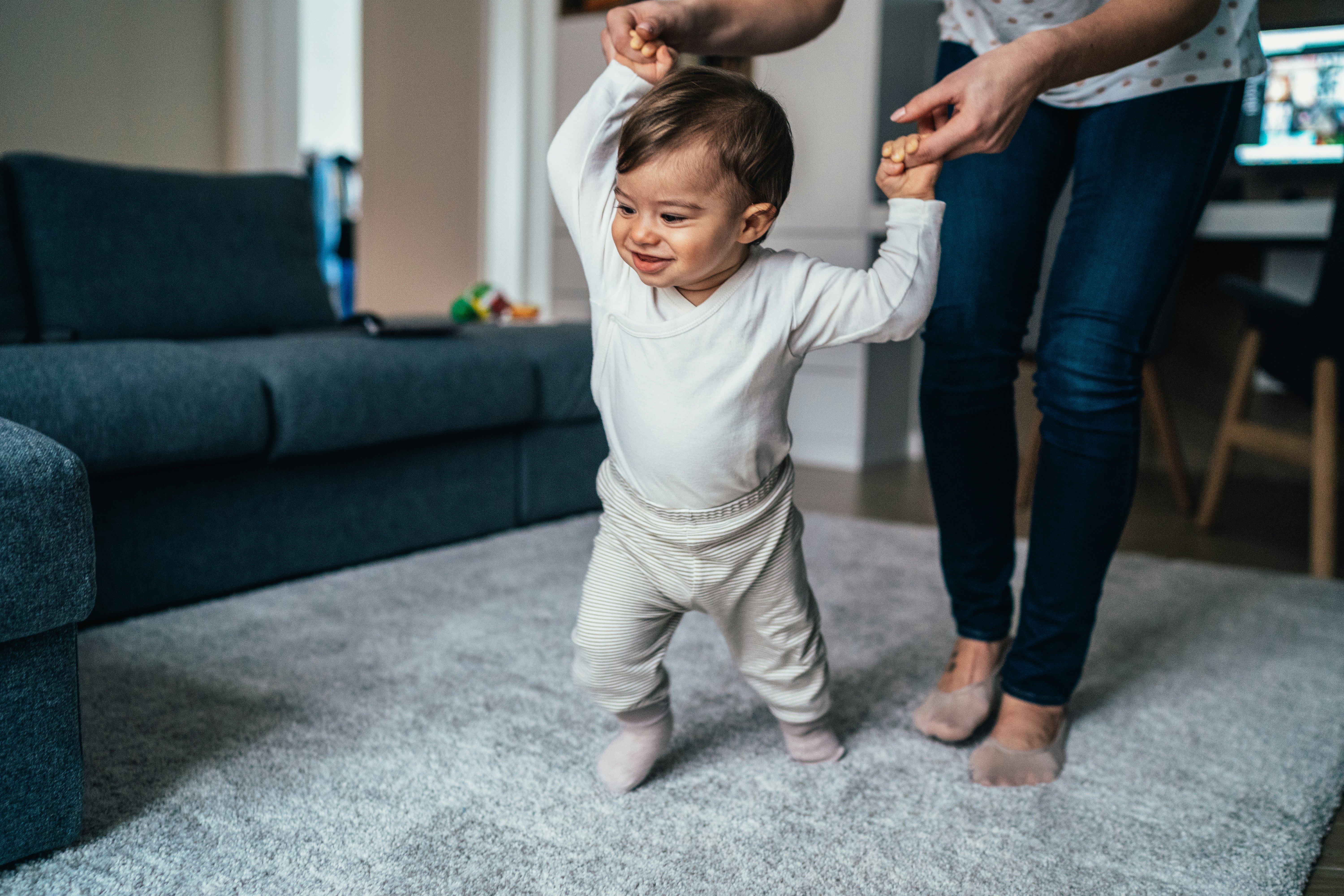 can a baby skip crawling and start walking